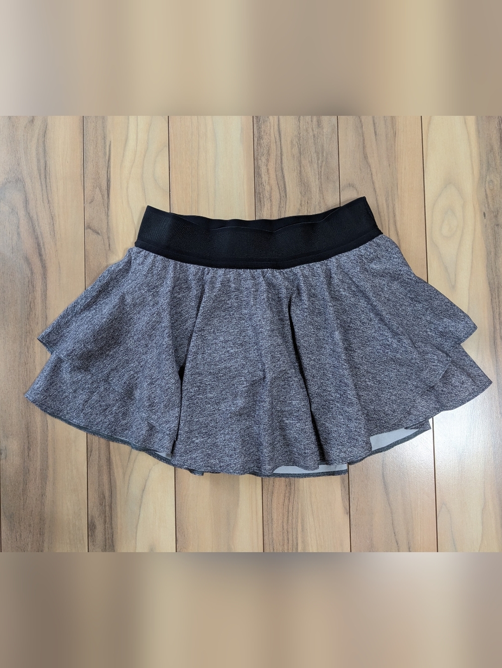 EUC! Lululemon Court Rival Skirt In Multi Black Heather Lux Size 6